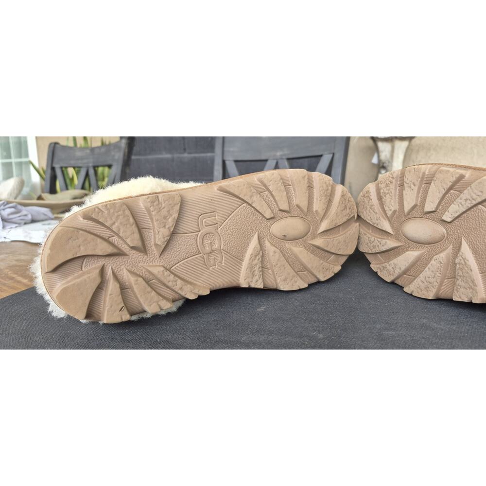 UGG Australia Cozy Slippers Size 9 - Picture 12 of 15